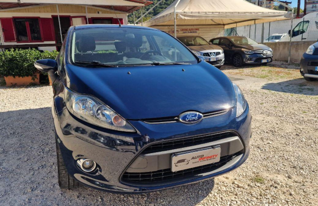 FORD Fiesta 1.4 16V 5p. Bz.- GPL Titanium Bs. GPL 2012