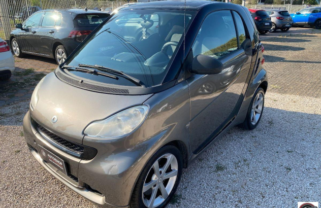 SMART Fortwo 1000 52 kW MHD coupé passion Benzina 2010