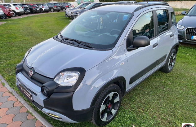 FIAT Panda 1.0 FireFly SeS Hybrid City Cross Benzina 2022