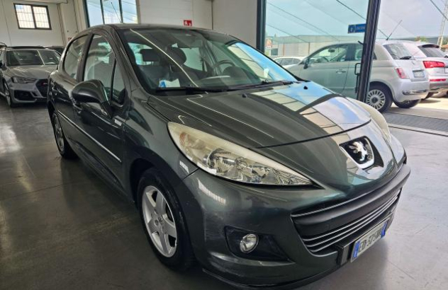 PEUGEOT 207  Diesel 2010