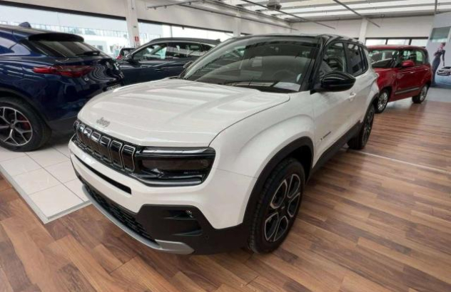 JEEP Avenger  Elettrica-Benzina 2025