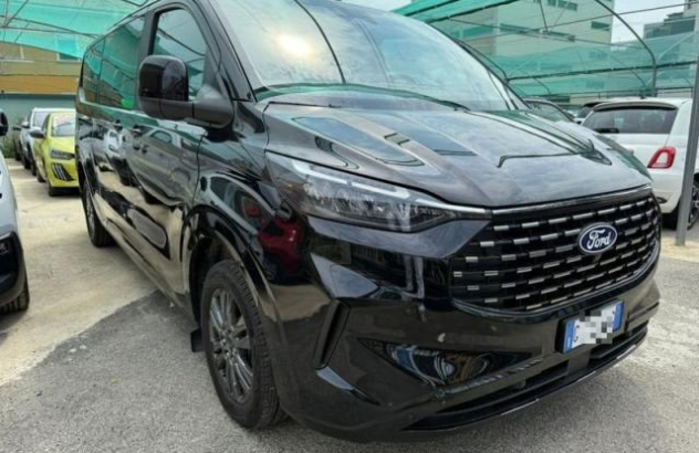 FORD Tourneo Custom  Diesel 2025