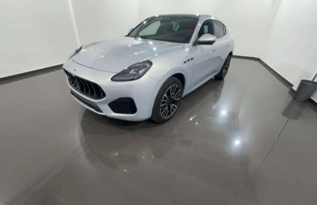 MASERATI Grecale  Elettrica-Benzina 2025
