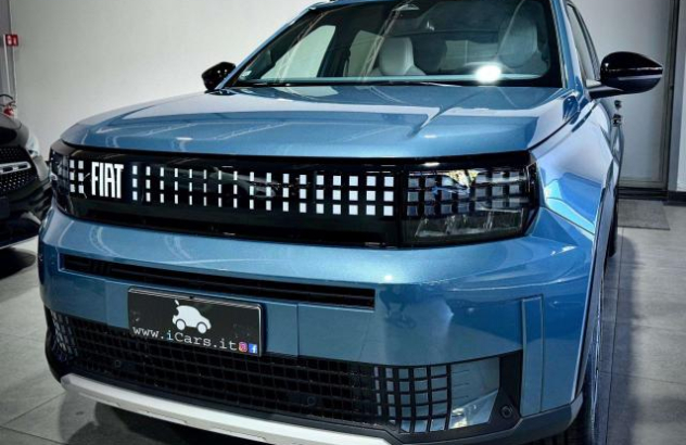 FIAT Grande Panda  Elettrica-Benzina 2025