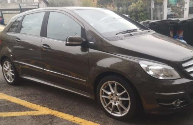 MERCEDES Classe B  Benzina 2011