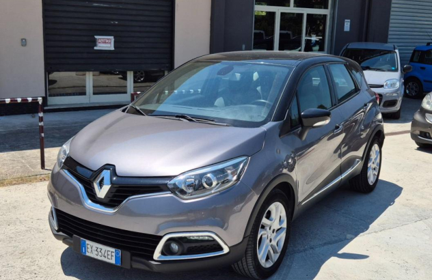 RENAULT Captur dCi 8V 90 CV StarteStop Energy R-Link Diesel 2014