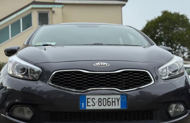 KIA cee'd 1.6 CRDi 110CV 5 porte Cool Diesel 2013