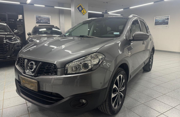 NISSAN Qashqai+2 1.5 dCi DPF n-tec Diesel 2011