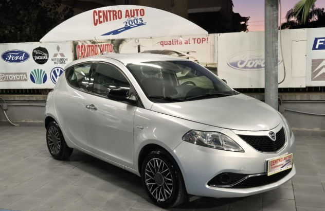 LANCIA Ypsilon 1.2 69 CV 5p. Platinum Benzina 2016