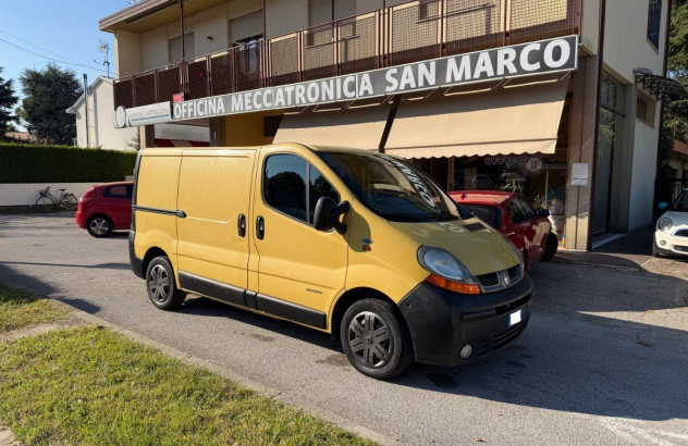 RENAULT Trafic  Diesel 2005