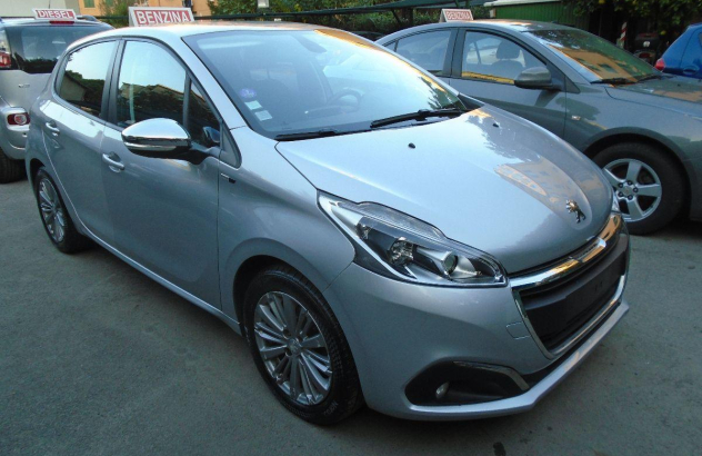 PEUGEOT 208  Benzina 2017