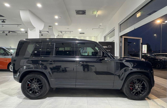 LAND ROVER Defender 110 2.0 SD4 240CV AWD Auto SE Diesel 2020