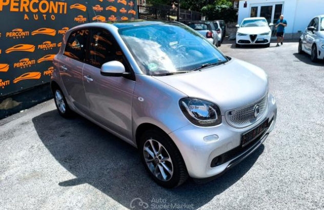 SMART Forfour 1.0 pure Benzina 2019
