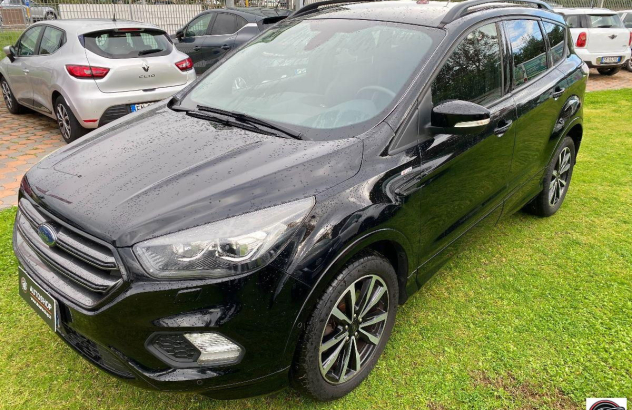 FORD Kuga 1.5 TDCI 120 CV SeS 2WD ST-Line Diesel 2017