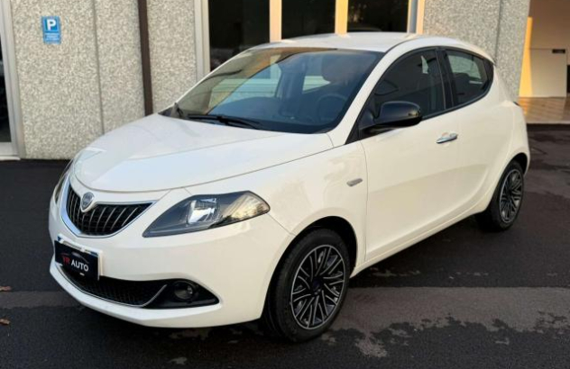 LANCIA Ypsilon  Elettrica-Benzina 2023