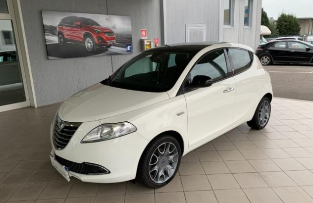 LANCIA Ypsilon 1.2 69 CV 5 porte Platinum Benzina 2013