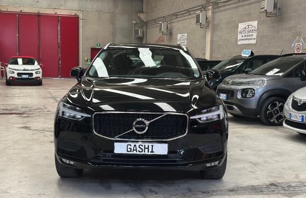 VOLVO XC60 D4 Geartronic Momentum Pro Diesel 2020