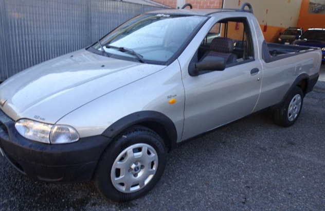 FIAT Strada  Diesel 2002