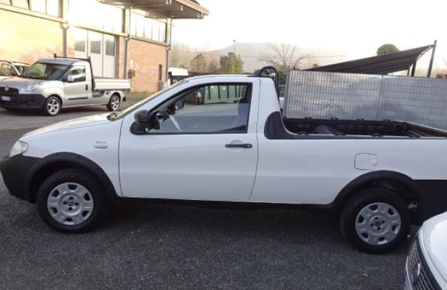 FIAT Strada  Diesel 2009