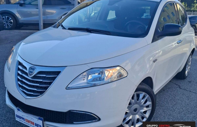 LANCIA Ypsilon 1.2 69 CV 5 porte GPL Ecochic Silver GPL 2012