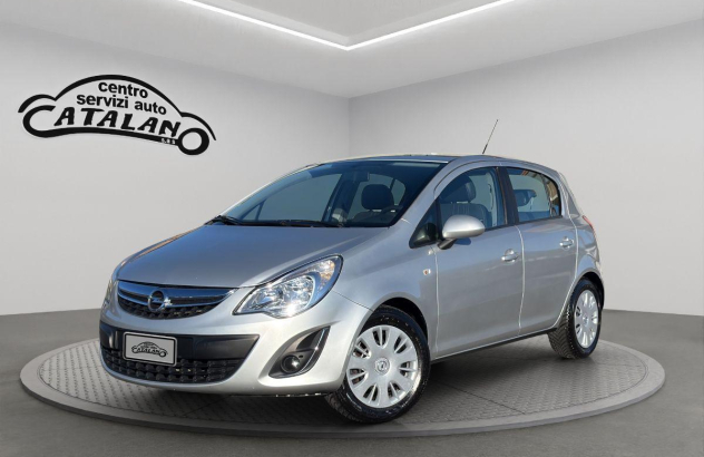 OPEL Corsa 1.2 16V 5 porte Club Benzina 2012
