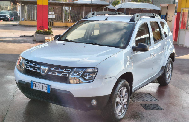 DACIA Duster Duster 1.5 dCi 110 SeS 4x4 SL Urb. Expl. Diesel 2015