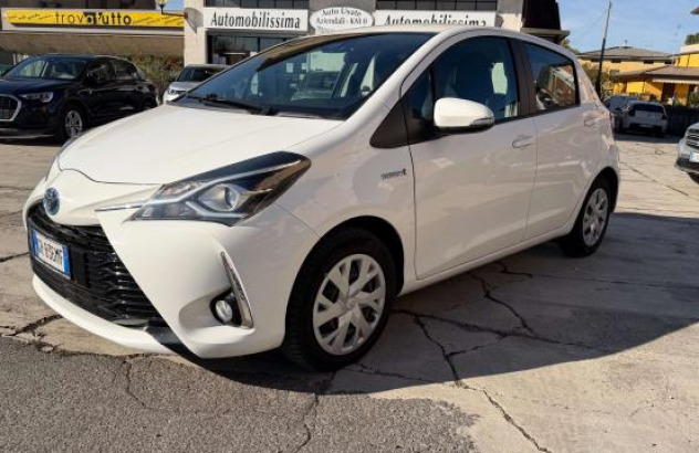 TOYOTA Yaris  Elettrica-Benzina 2017