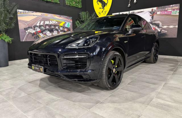 PORSCHE Cayenne  Elettrica-Benzina 2022