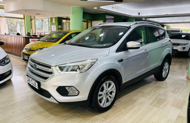FORD Kuga 1.5 TDCI 120CV SeS 2WD P. Tit. Bus. Diesel 2017