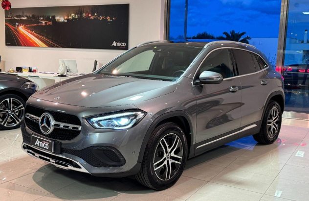 MERCEDES Classe GLA 200 d Automatic 4Matic Premium Diesel 2022