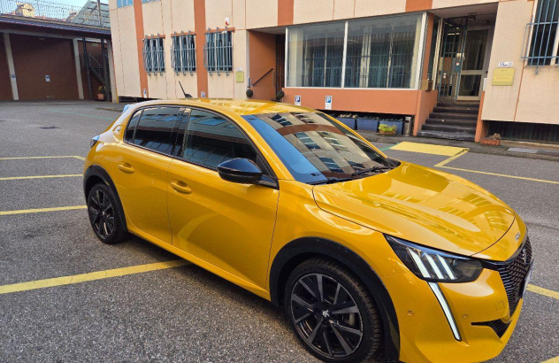 PEUGEOT 208 BlueHDi 100 SeS 5p. GT Line Diesel 2022