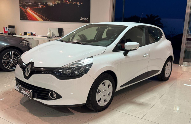 RENAULT Clio 1.2 75 CV GPL 5p. Costume National GPL 2015