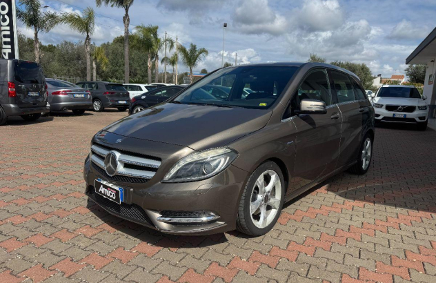 MERCEDES Classe B 180 CDI Premium Diesel 2012