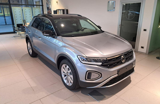VOLKSWAGEN T-Roc  Benzina 2025