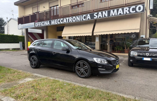 VOLVO V60 D2 Powershift Diesel 2014