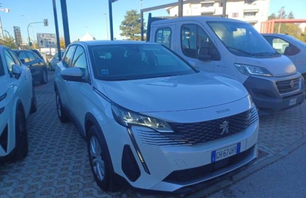 PEUGEOT 3008 BlueHDi 130 SeS Business Diesel 2021
