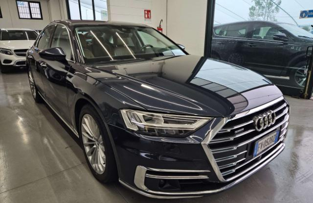 AUDI A8  Elettrica-Diesel 2019