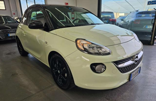 OPEL ADAM  Benzina 2013