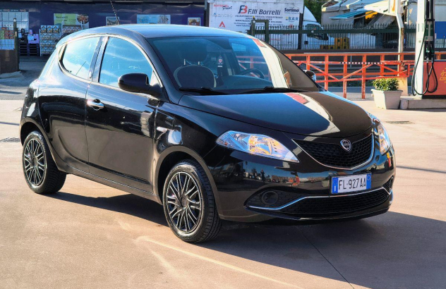 LANCIA Ypsilon 1.2 69 CV 5p. GPL Ecochic Gold GPL 2017