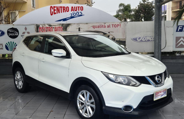 NISSAN Qashqai 1.5 dCi DPF Acenta Diesel 2014