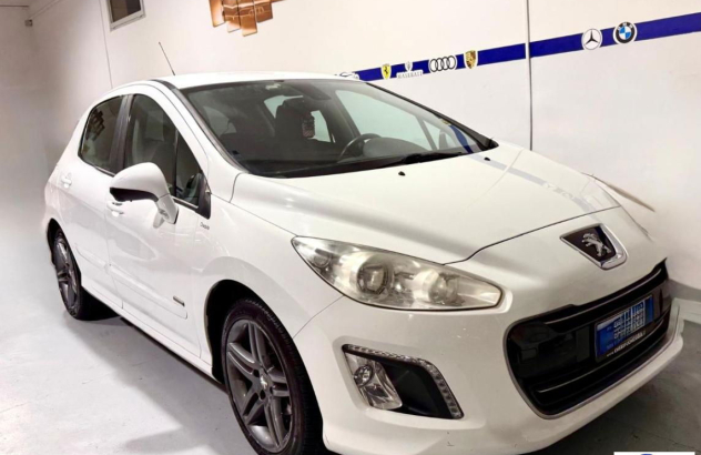 PEUGEOT 308 1.6 8V e-HDi 112 SeS rob. 5p. Sport Diesel 2013