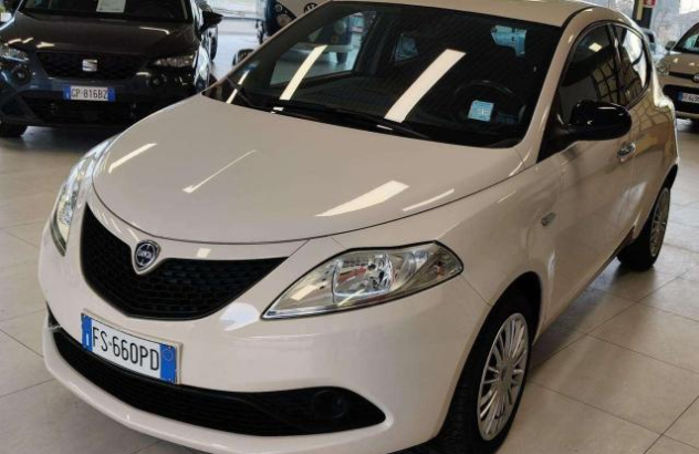 LANCIA Ypsilon  GPL 2018