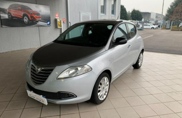 LANCIA Ypsilon 0.9 T.Air 85 CV 5 porte SeS Platinum Benzina 2011