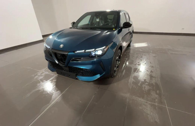 ALFA ROMEO Junior 1.2 136 CV Hybrid eDCT6 Speciale Elettrica-Benzina 2025