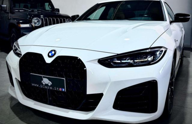 BMW Serie 4 Coupè  Elettrica-Diesel 2022