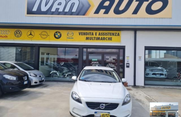 VOLVO V40 D2 Diesel 2014