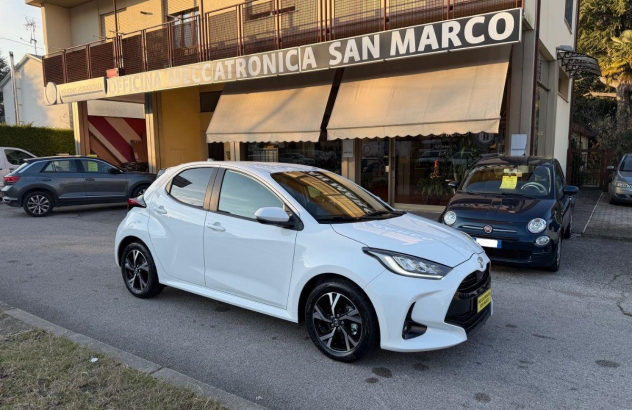 TOYOTA Yaris 1.5 Hybrid 5p. E-CVT Trend Elettrica-Benzina 2025
