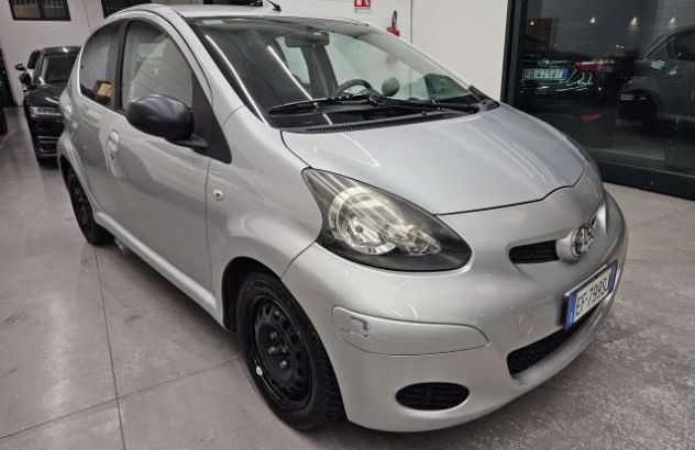 TOYOTA Aygo  Benzina 2010
