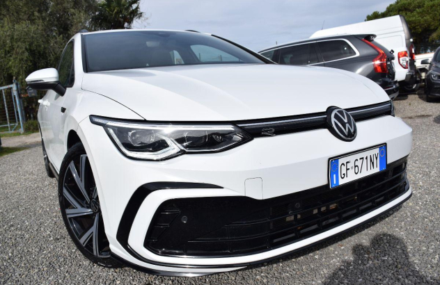 VOLKSWAGEN Golf 2.0 TDI 150 CV DSG SCR R-Line Diesel 2020