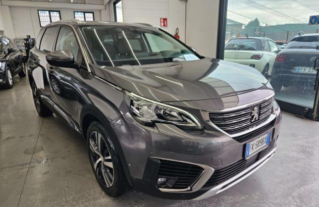 PEUGEOT 5008  Diesel 2017